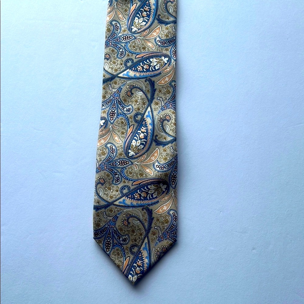Stafford Blue and Tan Paisley‎ 100% Silk Tie